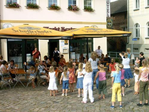 Hotel Am Markt Altentreptow Kültér fotó