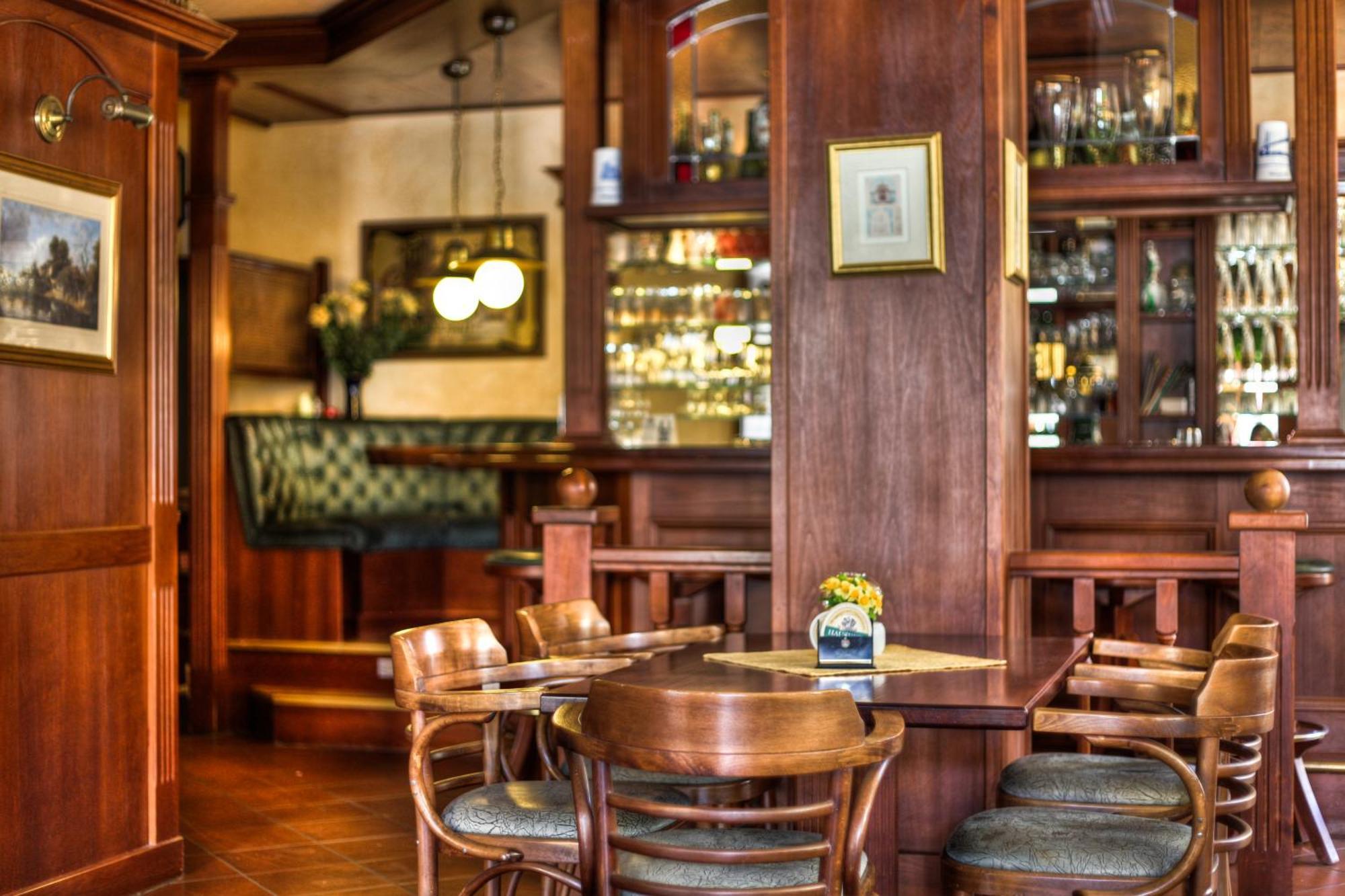 Hotel Am Markt Altentreptow Kültér fotó