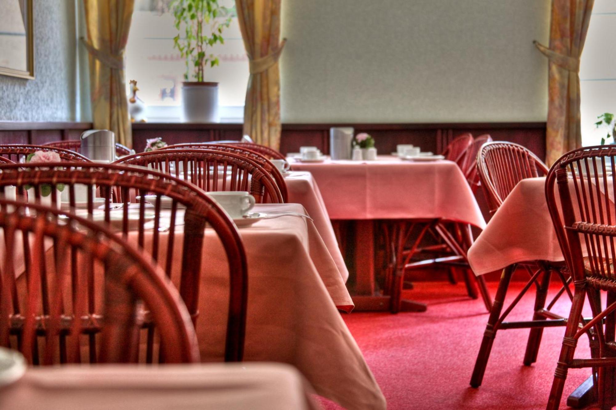 Hotel Am Markt Altentreptow Kültér fotó